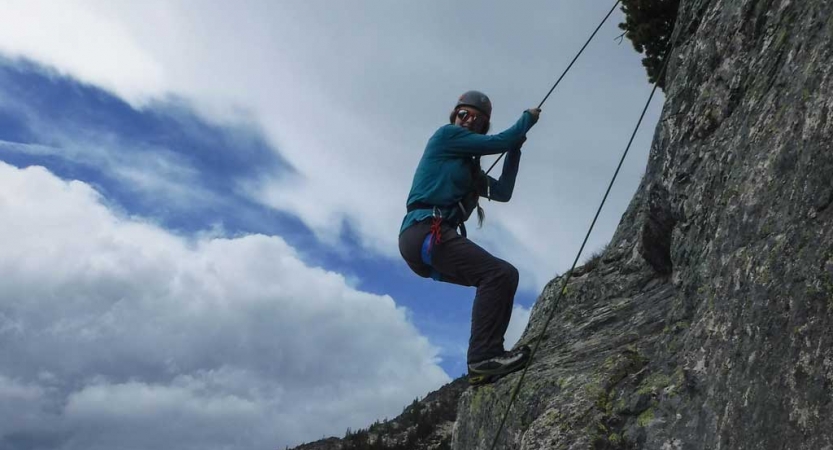 mountaineering course for women